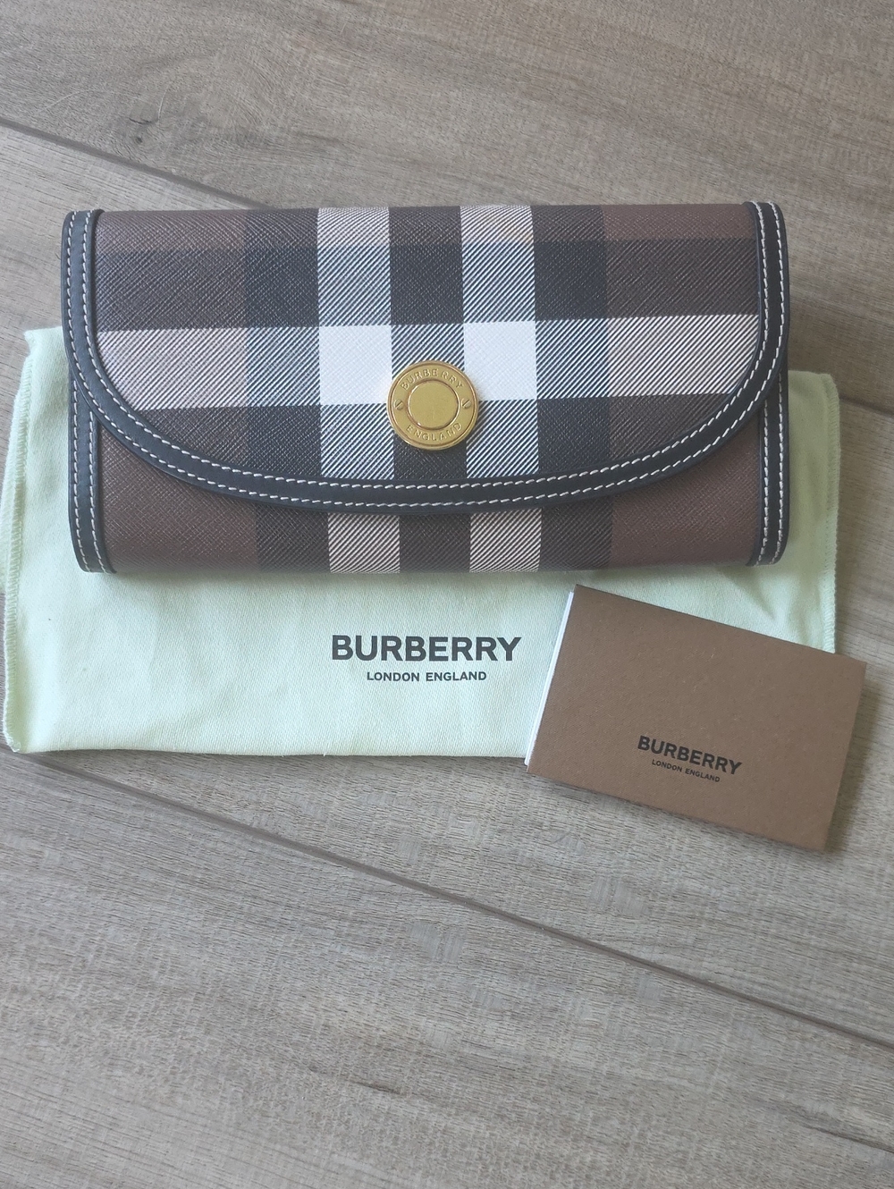 Like New! Burberry Dark Brown Birch Continental Wallet